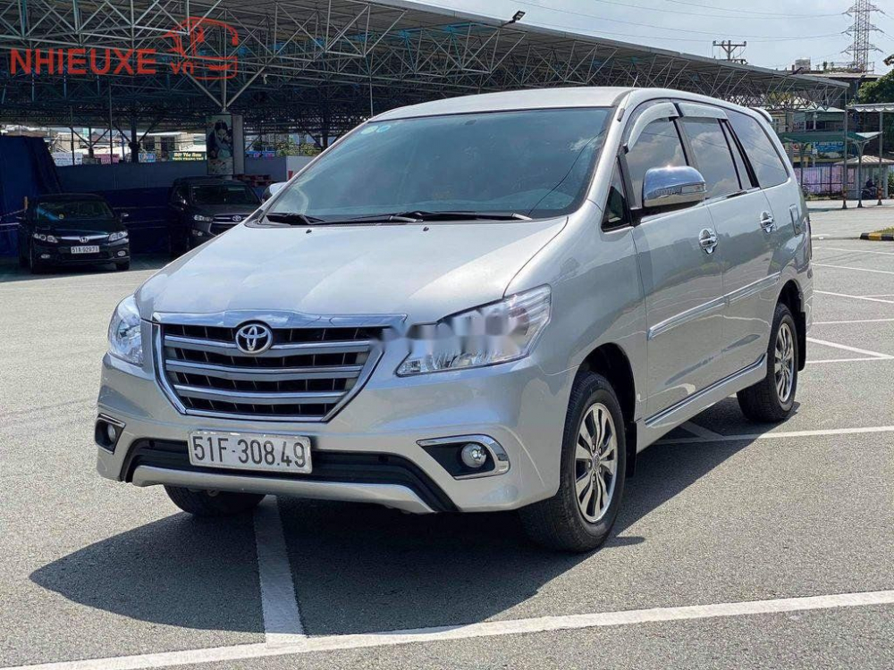 Cách nhận biết các đời xe Innova